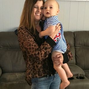 Meet your Posher, Elizabeth